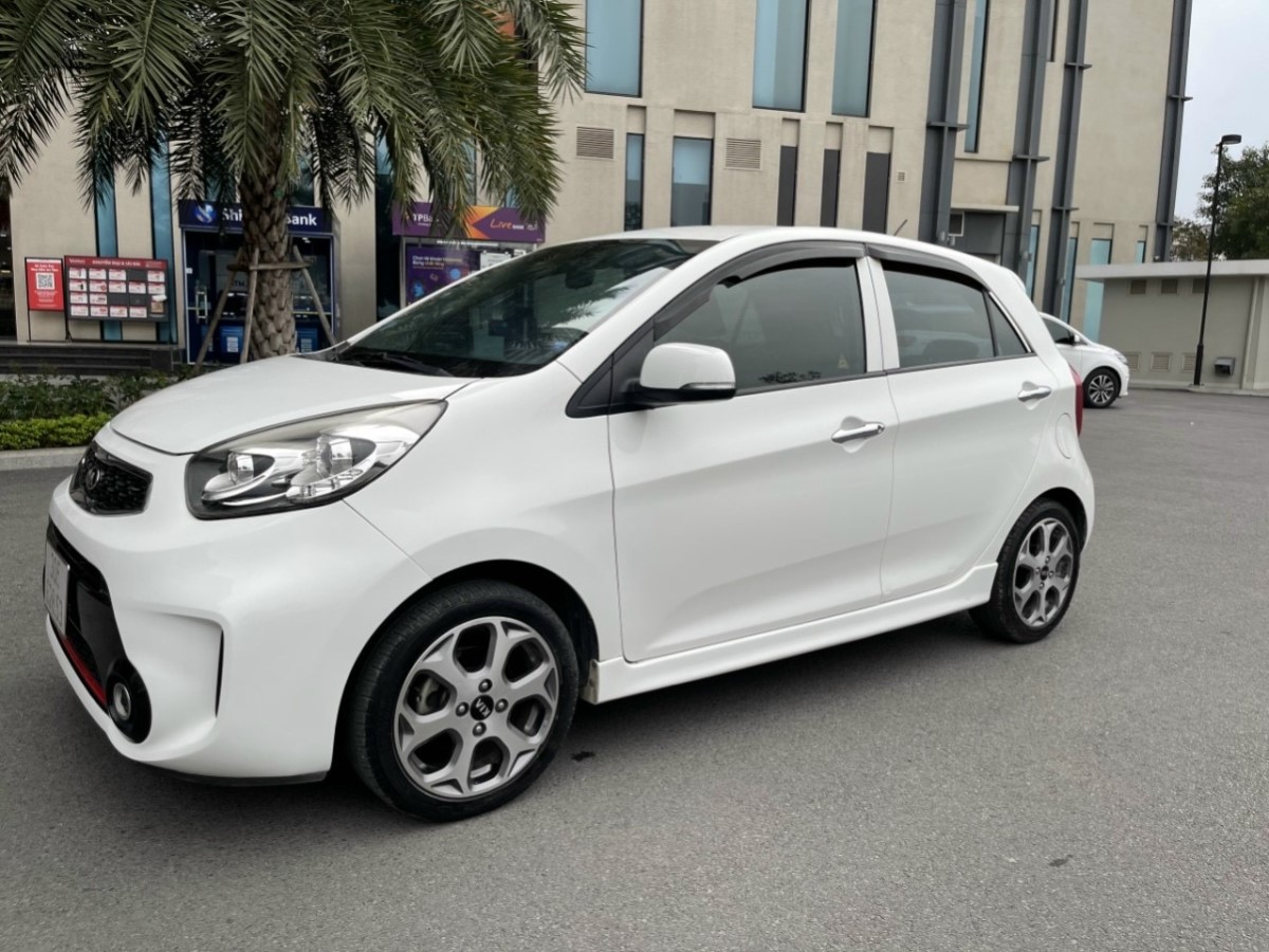 Thay Kính Chắn Gió Xe KIA Morning
