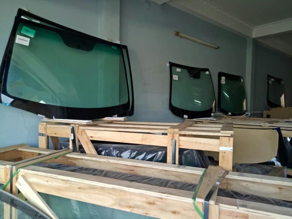 Thay Kính Ô Tô Quận 12