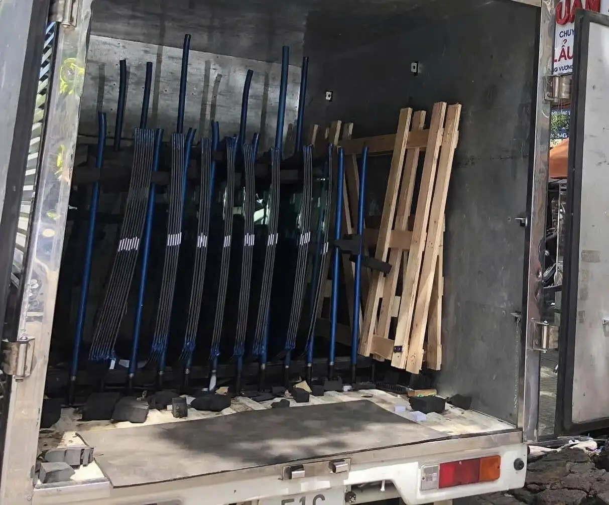 Thay Kính Ô Tô Tân Bình