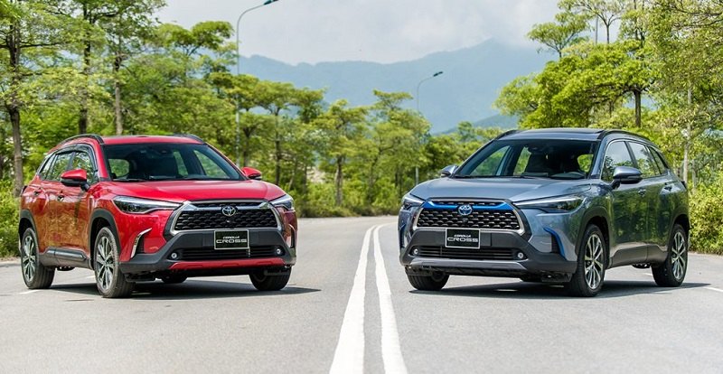 thay-kinh-chan-gio-xe-corolla-cross Thay Kính Chắn Gió Xe Corolla Cross