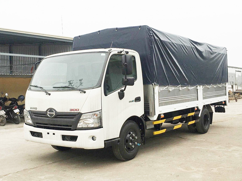 thay-kinh-chan-gio-xe-tai-hino-5-tan thay Kính chắn gió xe tải Hino 5 tấn