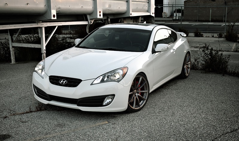 thay-kinh-chan-gio-xe-hyundai-genesis Thay Kính Chắn Gió Xe Hyundai Genesis