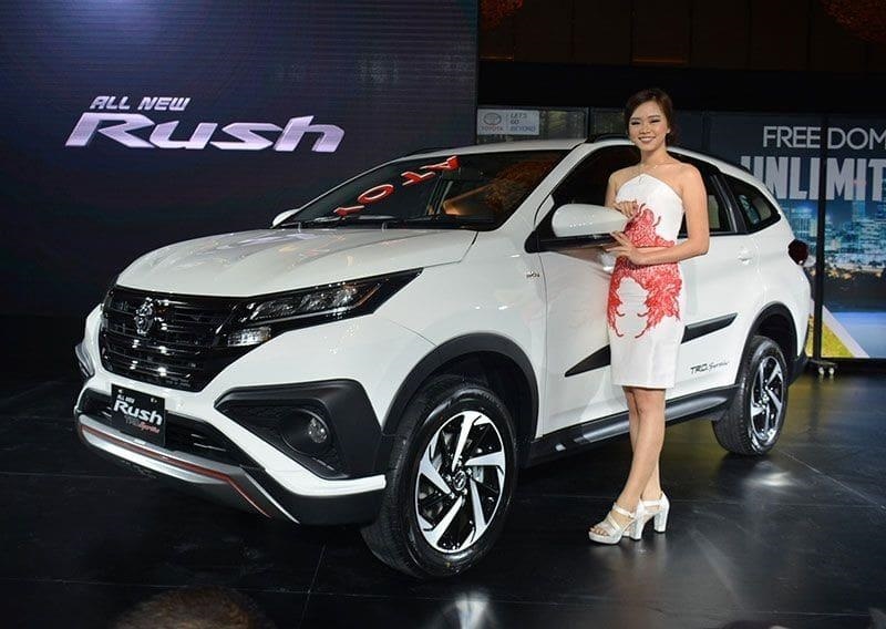 thay-kinh-chan-gio-xe-o-to-toyota-rush Thay Kính Chắn Gió Xe Ô tô Toyota Rush