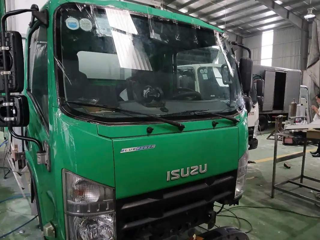 Bảng Giá Thay Kính Ô Tô Mới Nhất 2026