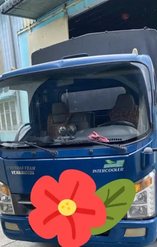 Thay kính xe tải Sài Gòn