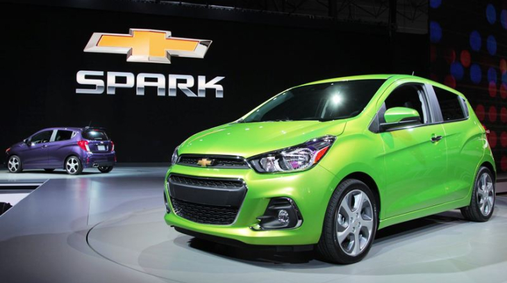 Thay Kính Chắn Gió Xe Chevrolet Spark