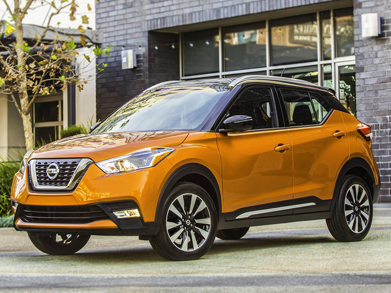 thay-kinh-chan-gio-xe-nissan-qashqai thay Kính chắn gió xe Nissan Qashqai