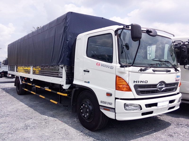 thay-kinh-chan-gio-xe-tai-hino-8-tan thay Kính chắn gió xe tải Hino 8 tấn