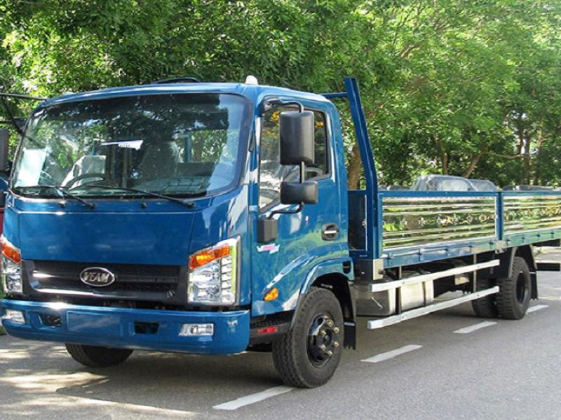 thay-kinh-chan-gio-xe-tai-veam-vt252 thay Kính chắn gió xe tải Veam VT252