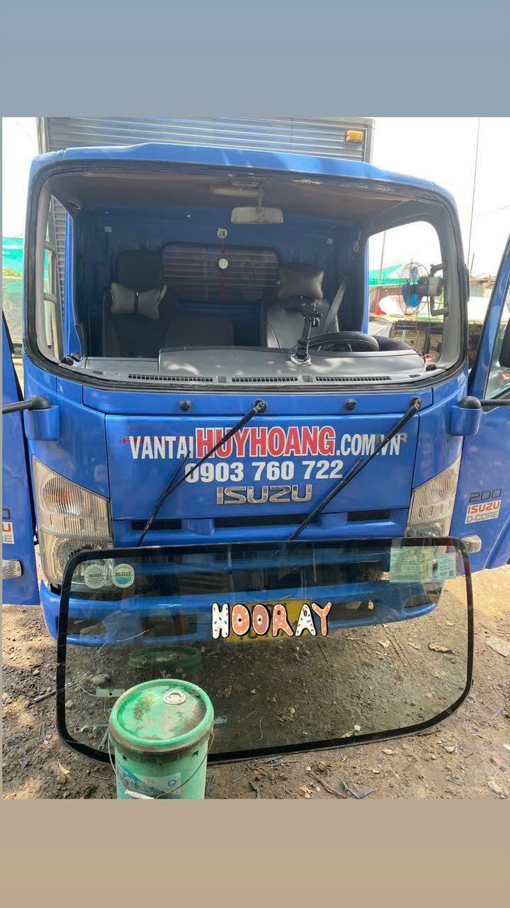 Thay Kính Xe Tải